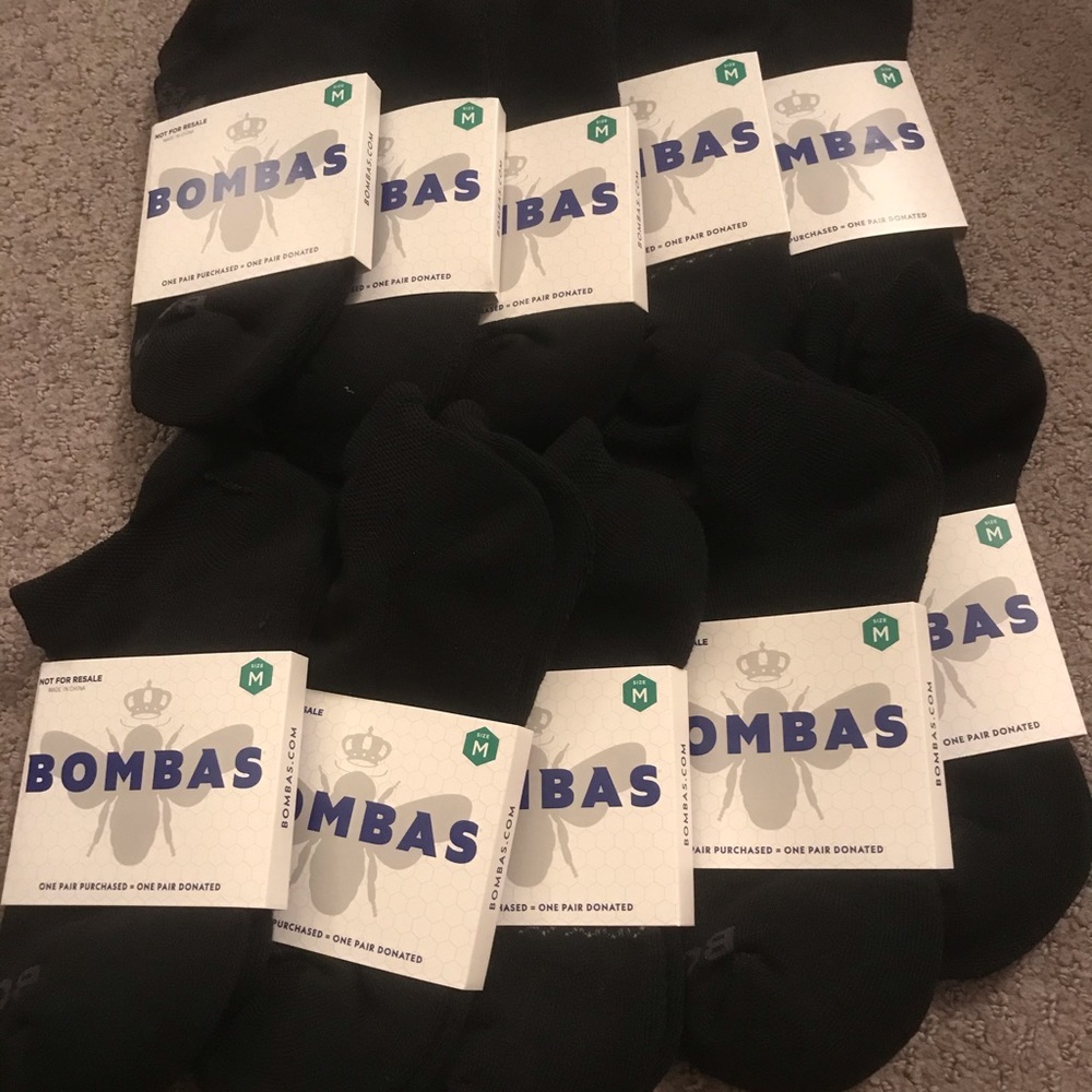 10 pairs of bombas ankle socks
